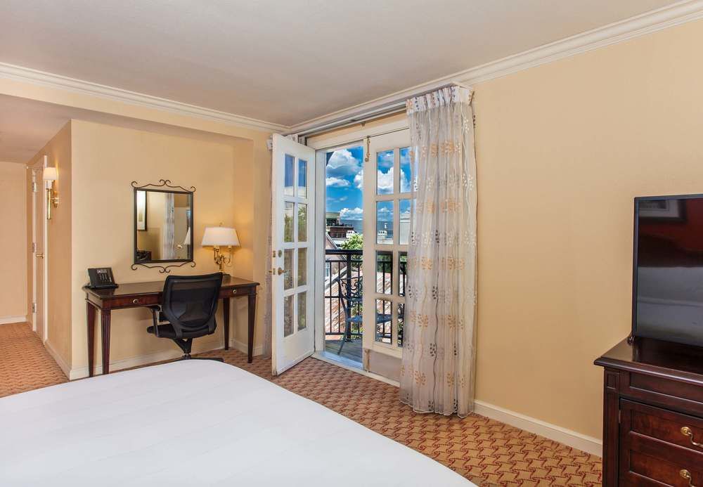 The Lindy Renaissance Charleston Hotel Eksteriør bilde