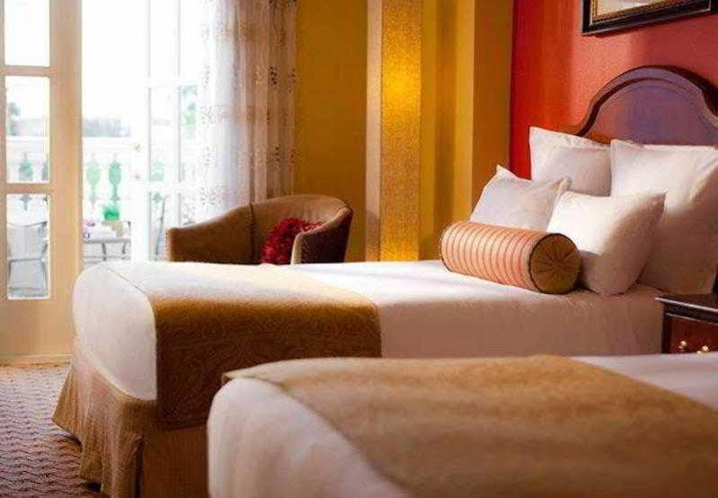 The Lindy Renaissance Charleston Hotel Eksteriør bilde